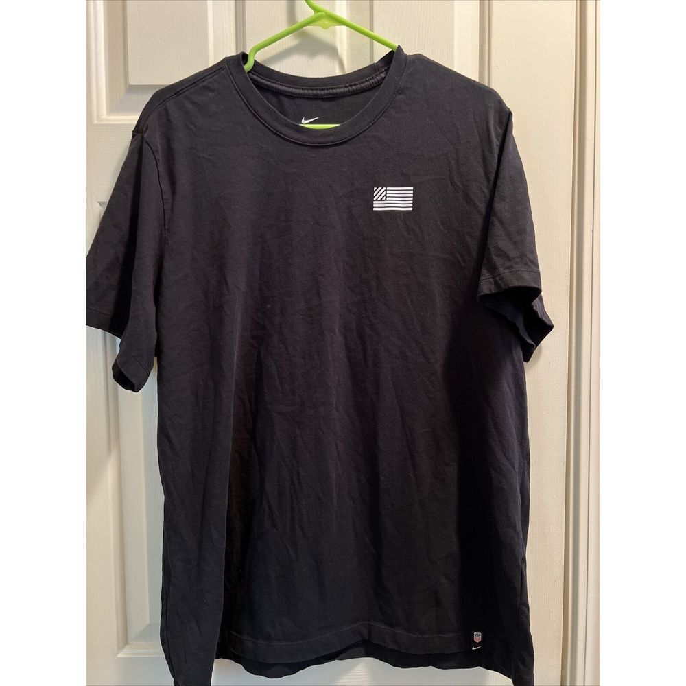 United States Soccer Nike Tshirt Black And White Size XL NWOT